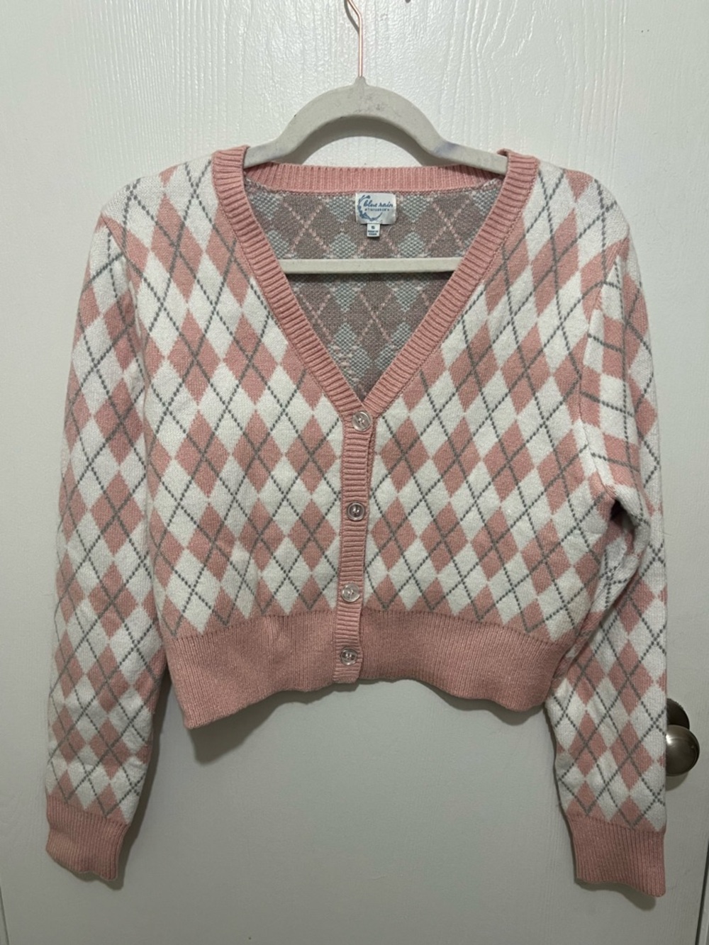 V-Neck Argyle Cardigan Sweater - Pink / White